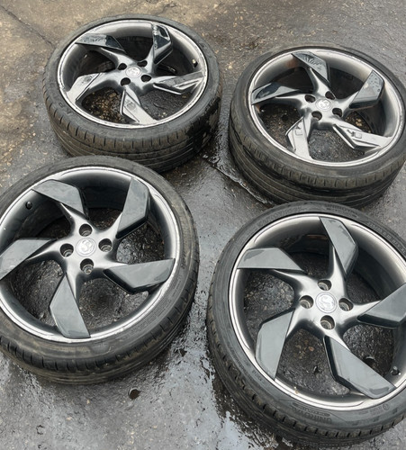 Vauxhall adam set - vauxhall, 18"